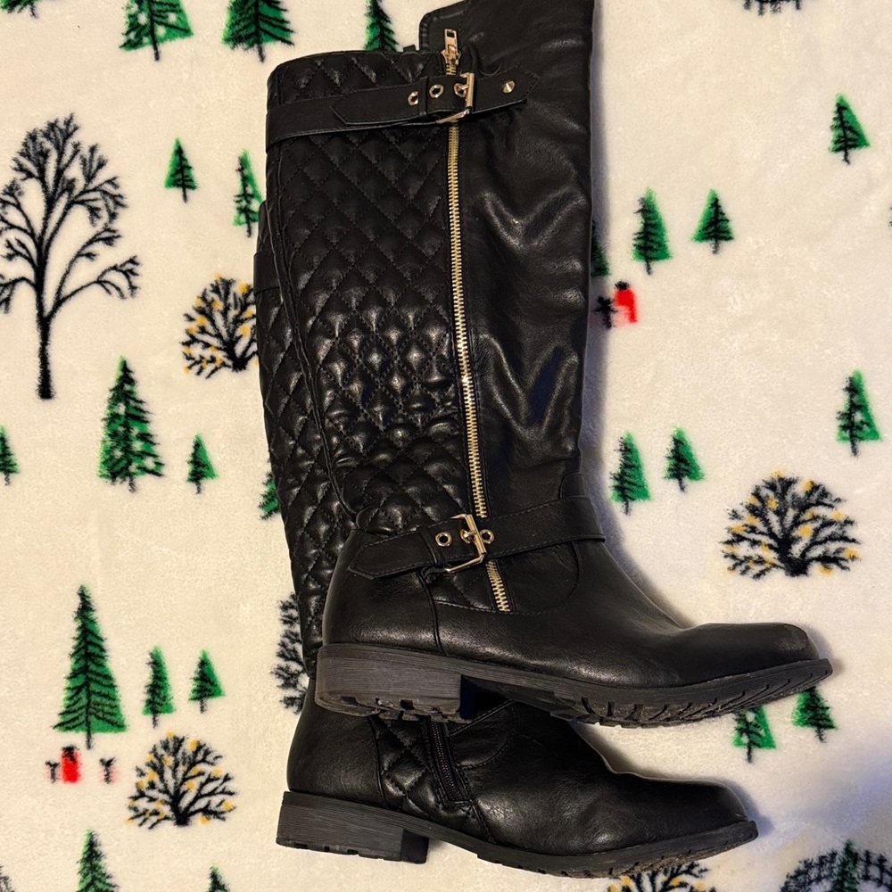 Elegant Black Quilted Over the Knee women’s Boots size 10